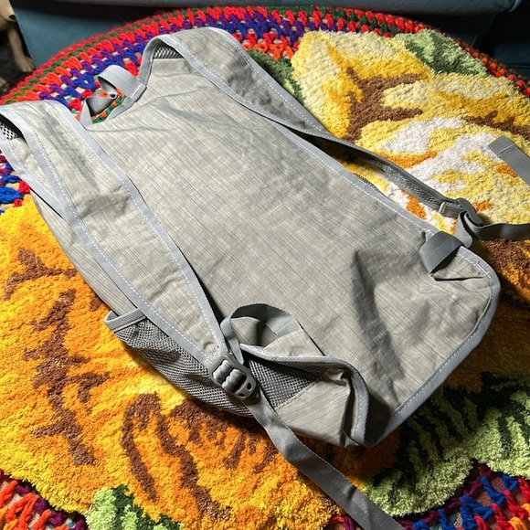 G4 free gray lightweight nylon backpack - Picture 6 of 16